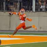 Vaqueros end season in triumph